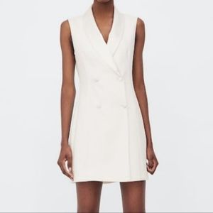 Whit Zara Basic tuxedo dress.